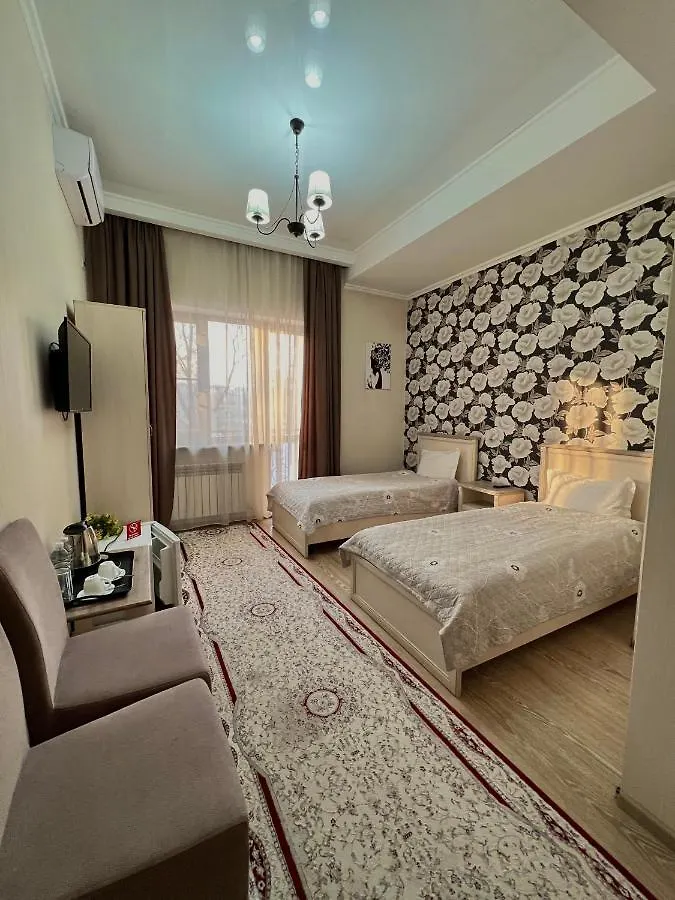 אלמטי Bastau Hotel