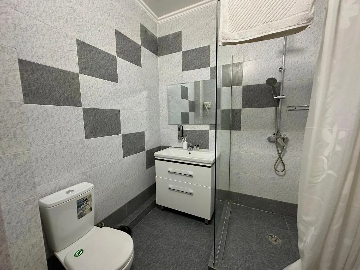 Bastau Hotel Almati 3*,